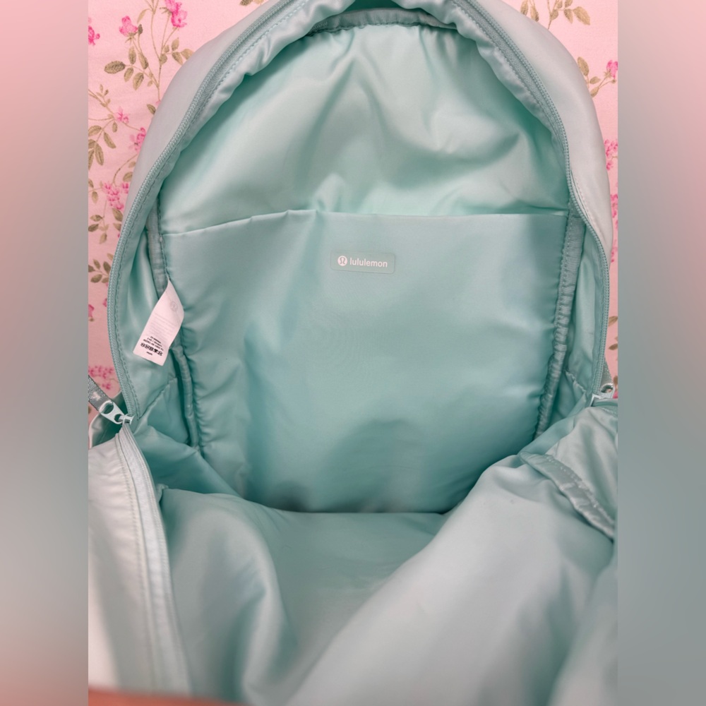 Lululemon Everywhere Backpack Mint Metal Hardware - Picture 13 of 16